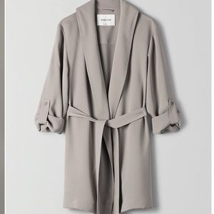 Aritzia Babaton Kahlo Robe Jacket Mid Medium